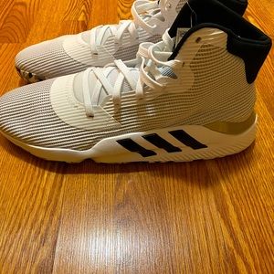 Adidas Pro Bounce 2019 GCA